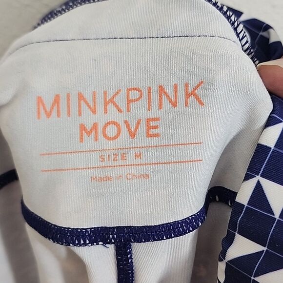 MinkPink Edorphins 3/4 leggings in Multi size M - Picture 8 of 12